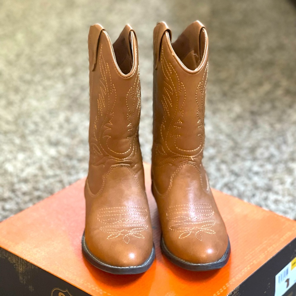 Route 66 unisex cowboy boots!